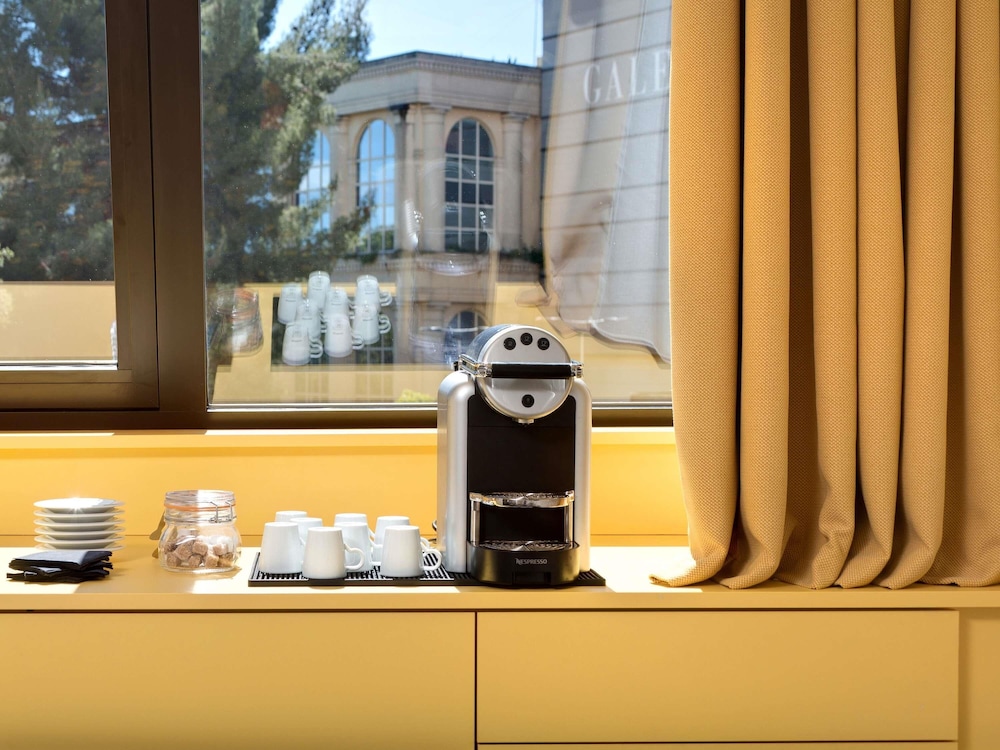 Mercure Montpellier Centre Comedie Hotel 35/66
