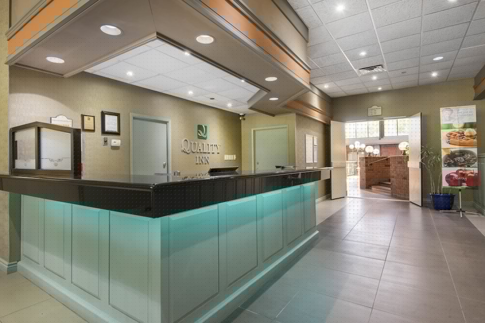 Quality Inn & Conference Centre Midland 11/54