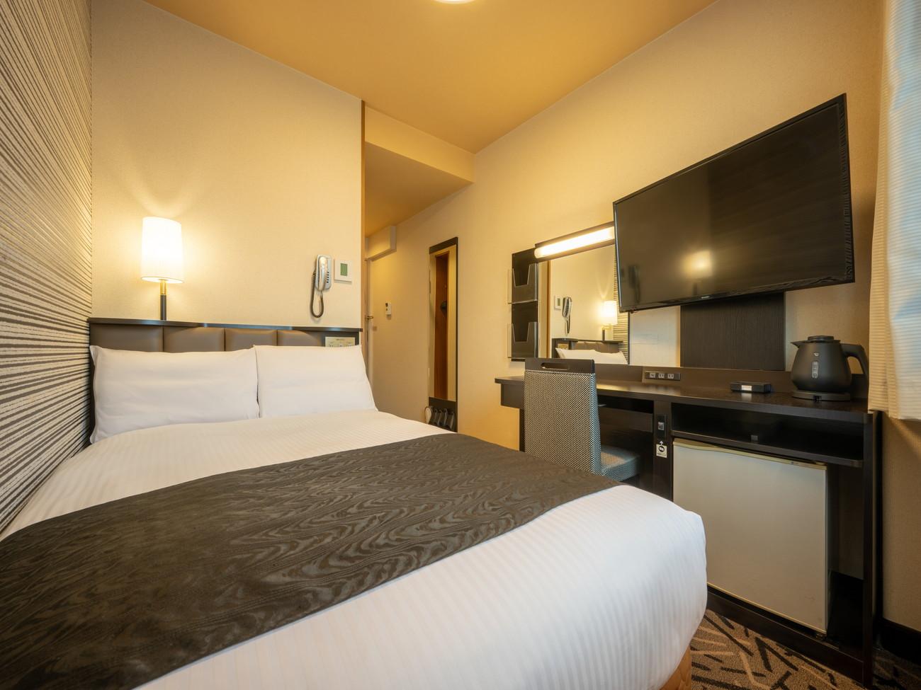 Semi Room, Semi Double Bed, Small, Smoking