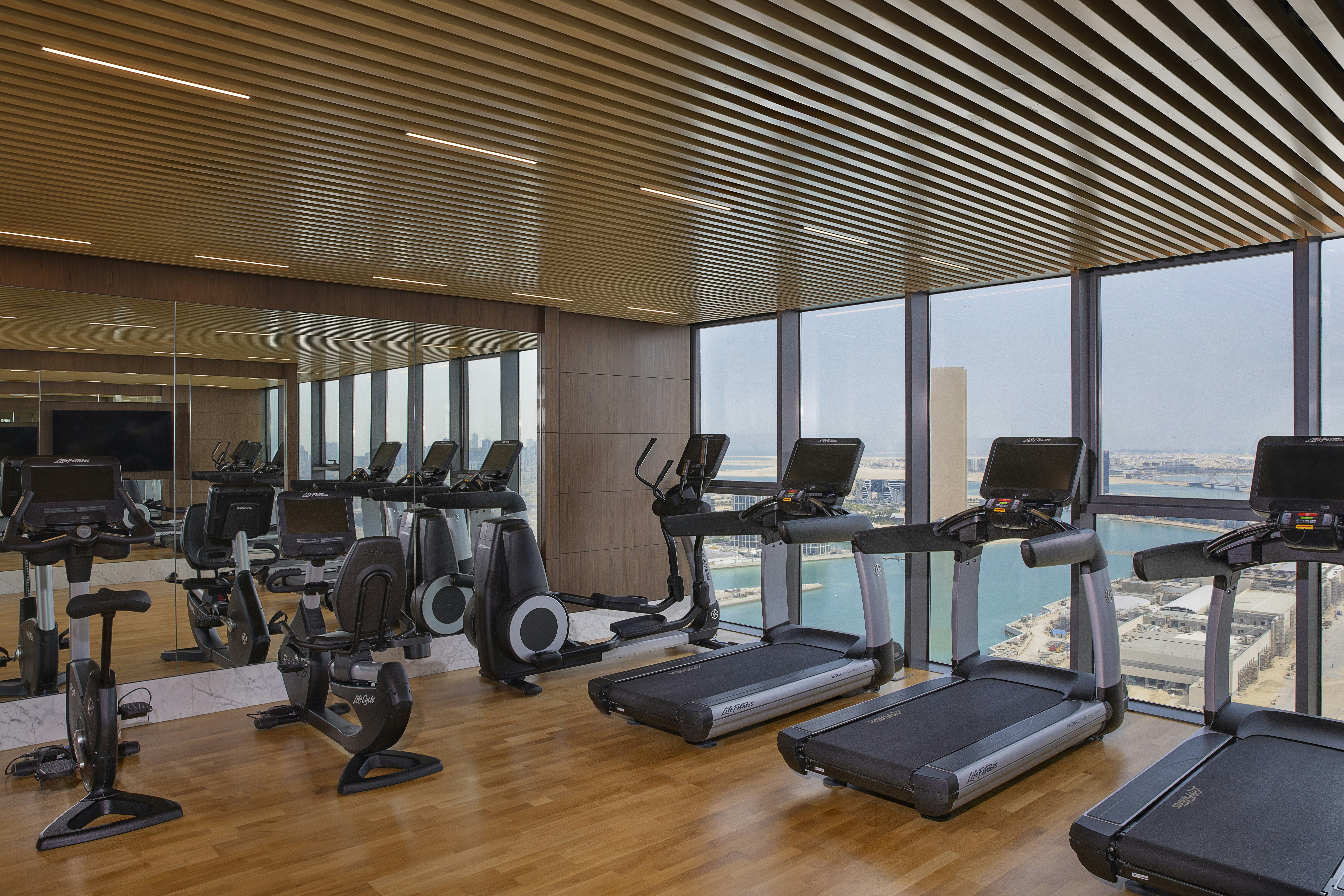 Conrad Bahrain Financial Harbour 28/60