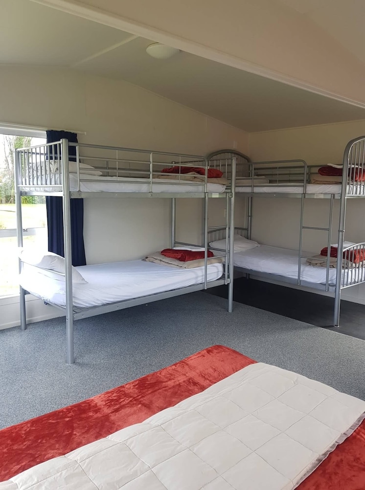 All Seasons Holiday Park 34/50