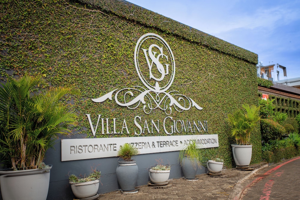 Villa San Giovanni Accommodation 41/50