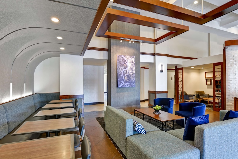 Hyatt Place Memphis Wolfchase Galleria 25/51