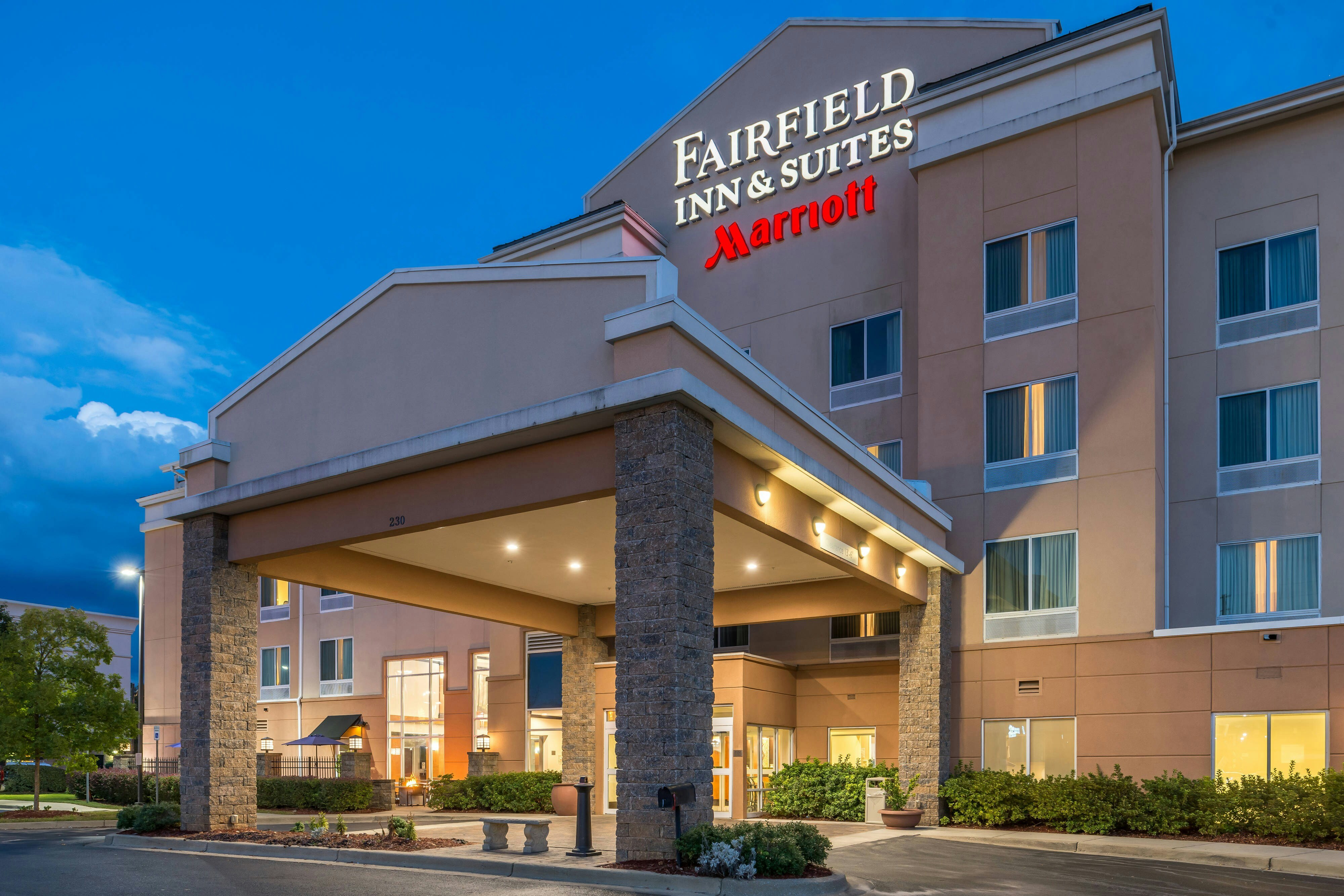 Fairfield Inn Suites Birmingham Pelham 1/13