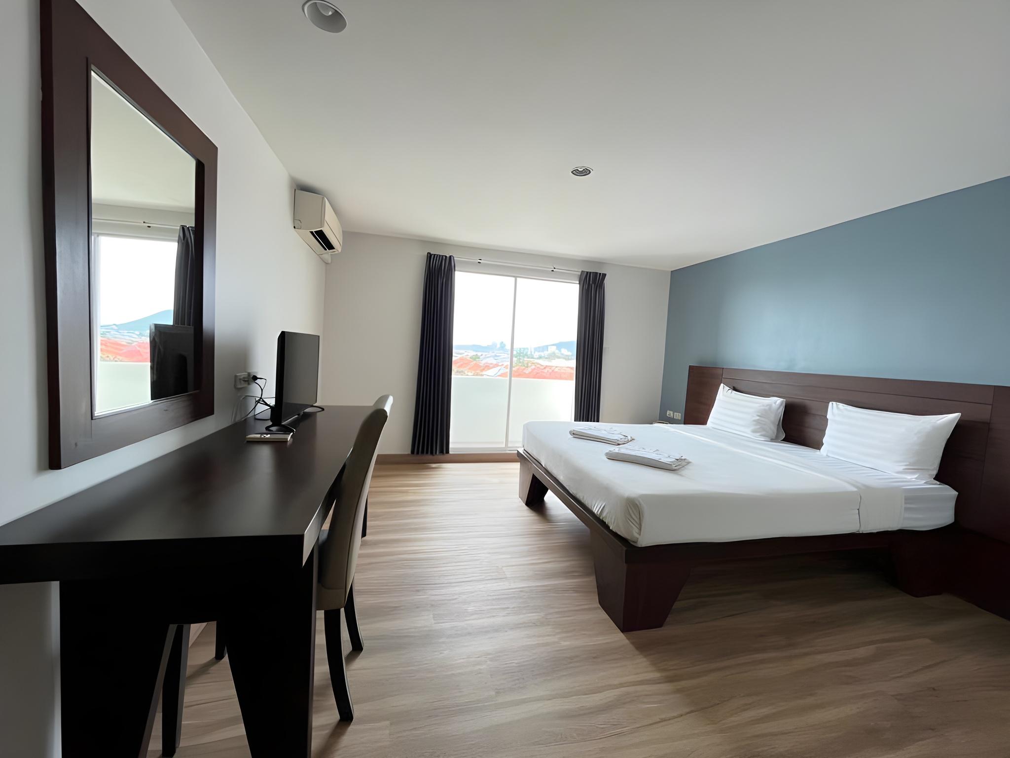 Deluxe, Double Bed