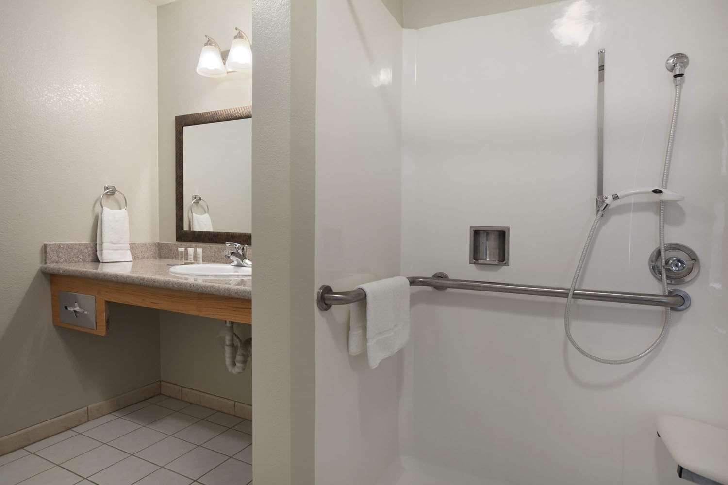 The Prime Suites, Vallejo and Napa Valley 6/8