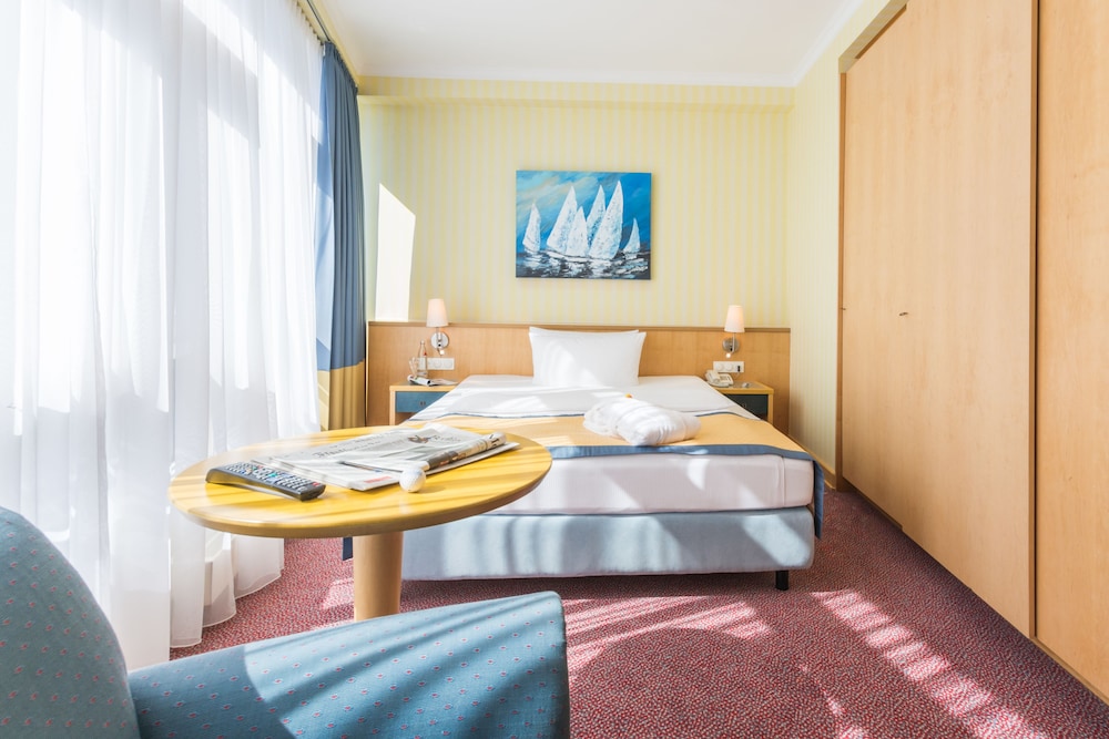 Strand-Hotel Hübner 6/39