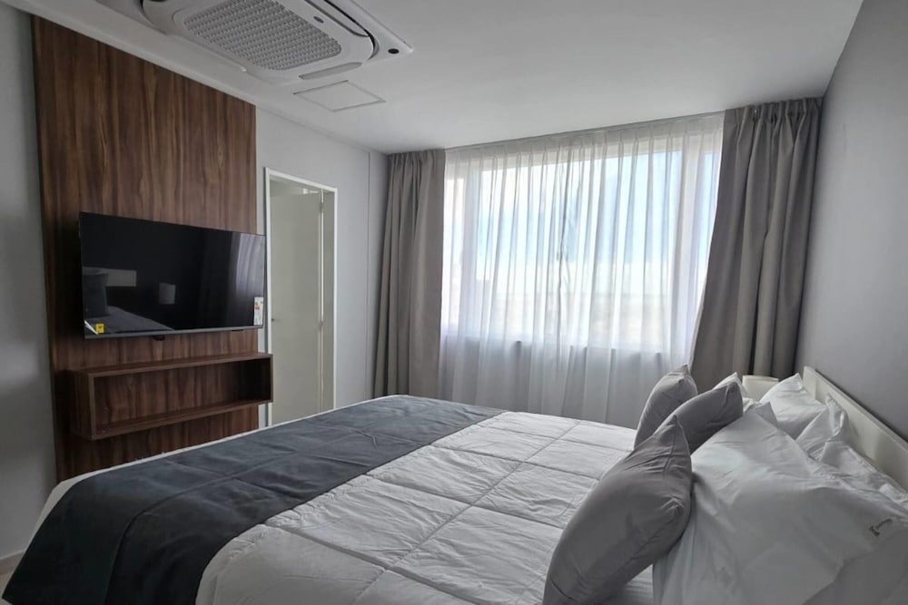 Ramada Residences by Wyndham Puerto Madryn CQ Gales 14/54