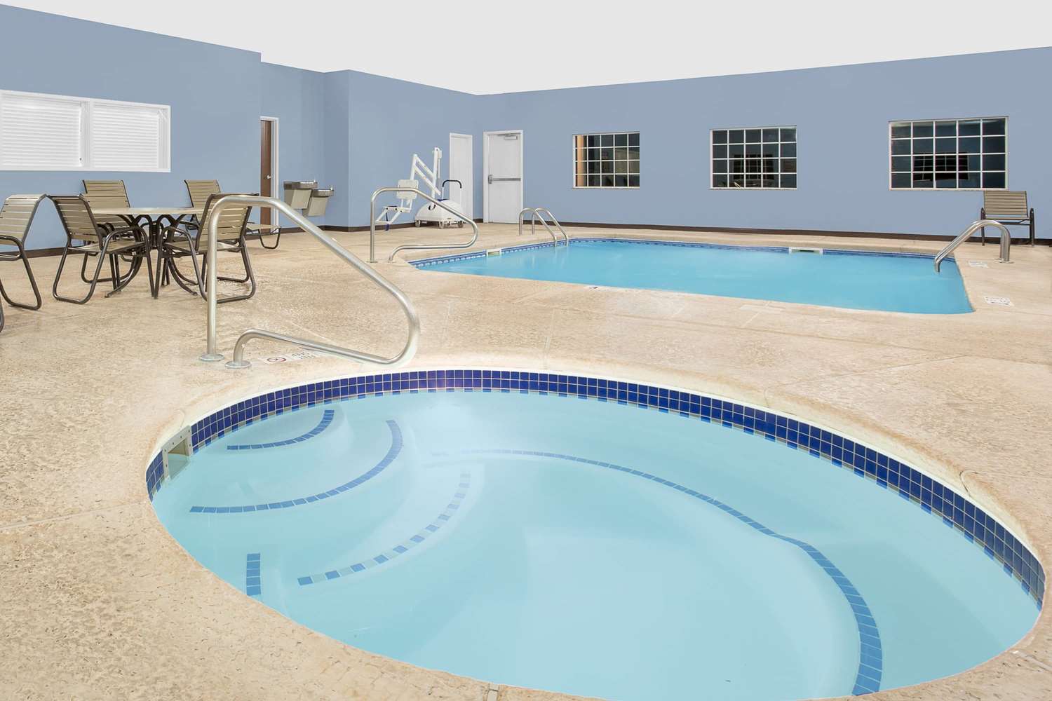 Microtel Inn & Suites By Wyndham Mansfield 3/12