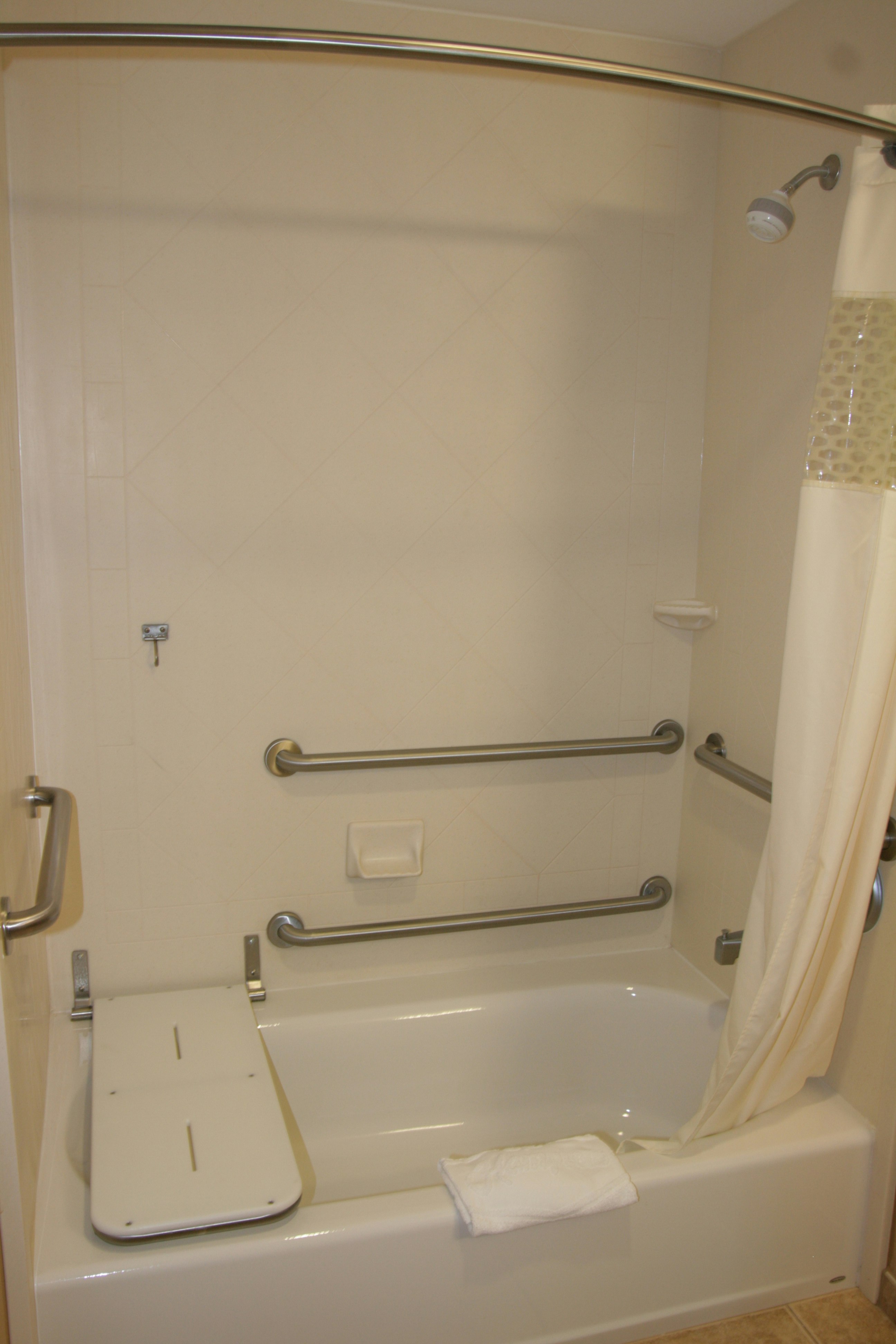 Hampton Inn And Suites Folsom 50/50