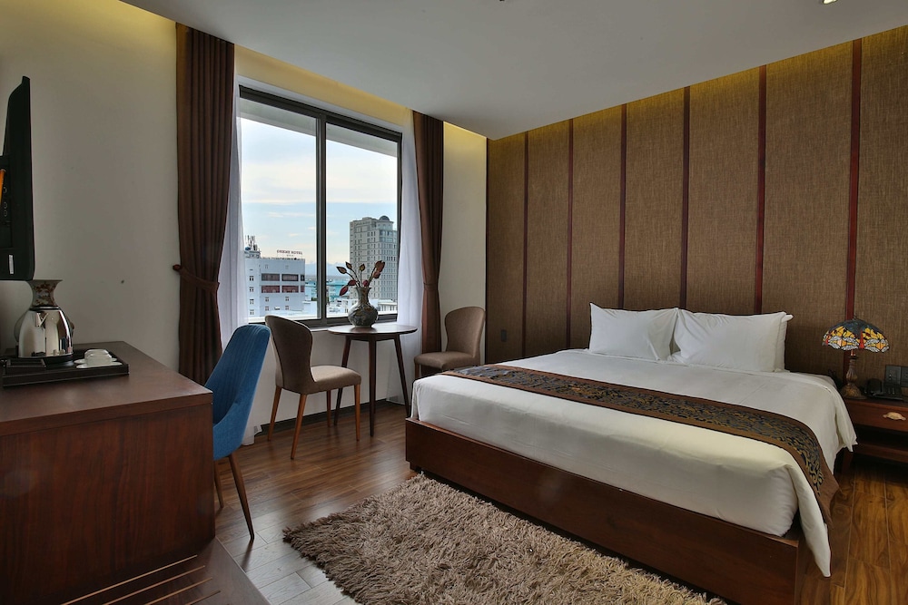 PREMIER, DOUBLE BED