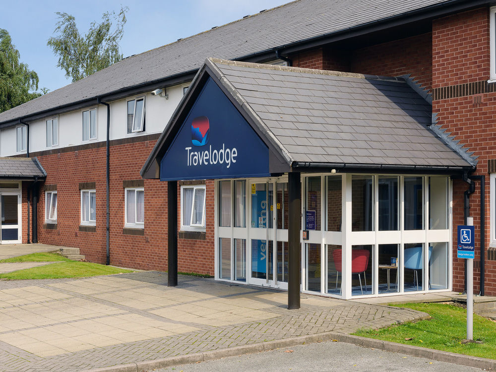 Travelodge Sheffield Richmond 2/14