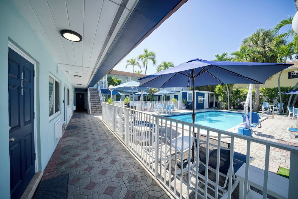 Great Escape Inn 4/75