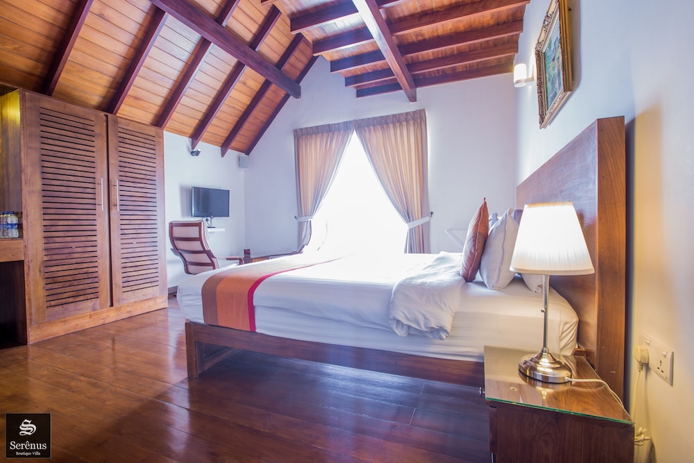 Serenus Boutique Villa 16/64
