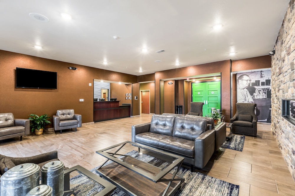 Cobblestone Hotel & Suites - Hartford 36/57