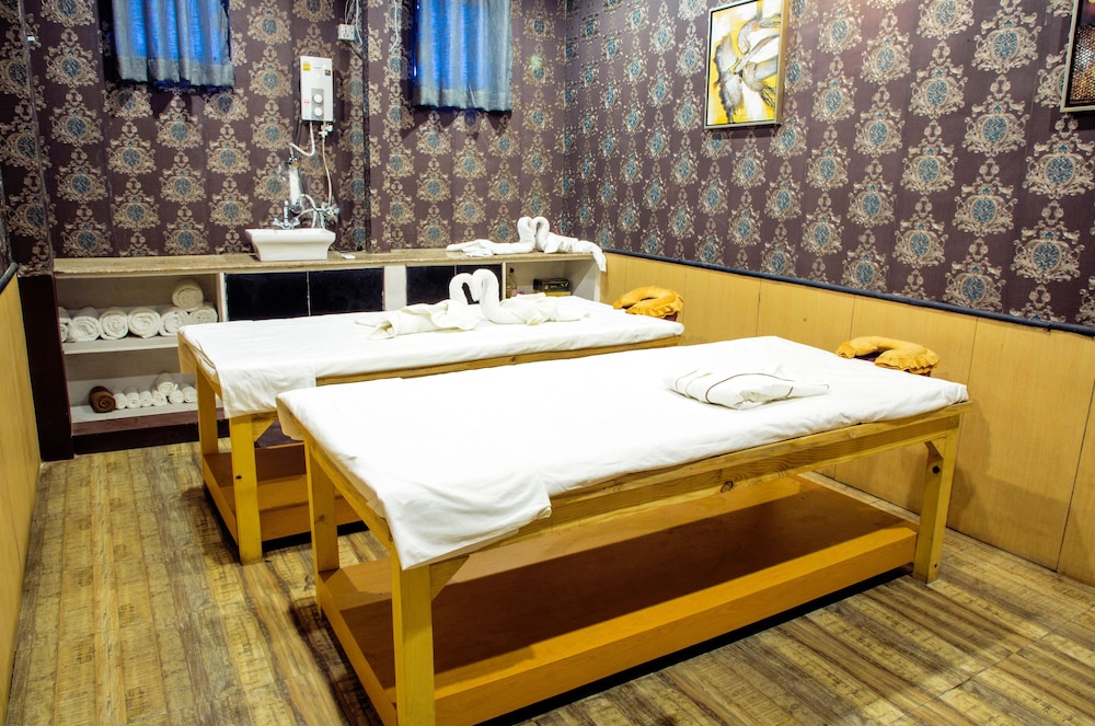 Royal Empire Boutique Hotel 20/47