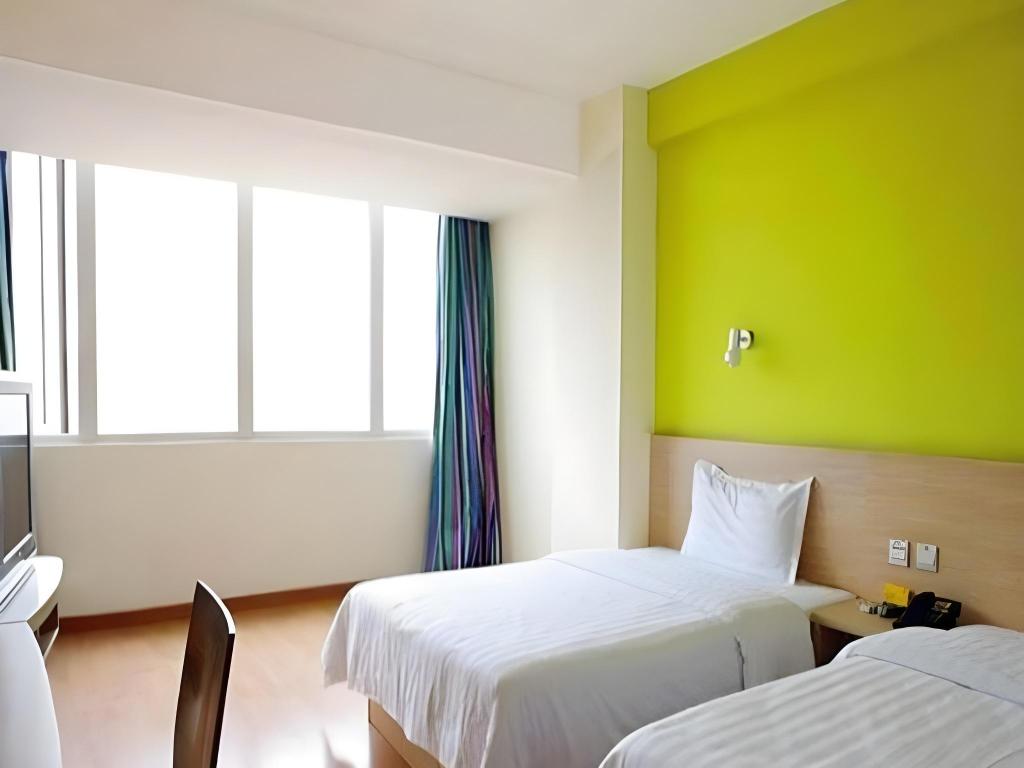 7 Days Inn (Guiyang Guizhou Institute of Technology & Gaicha Avenue) 17/28