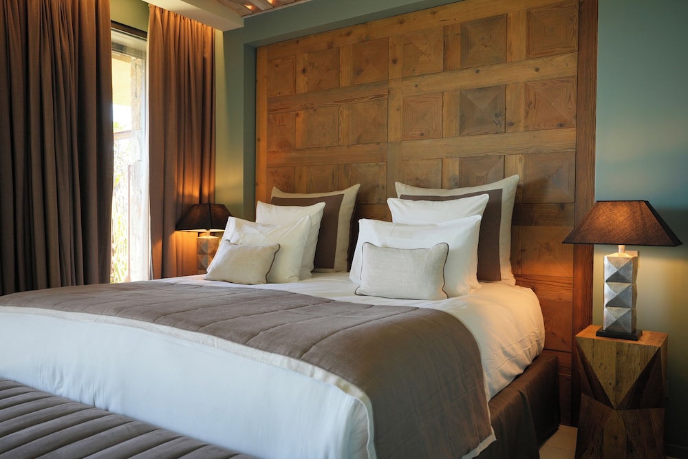 ROOM, DOUBLE BED, GARDEN VIEW