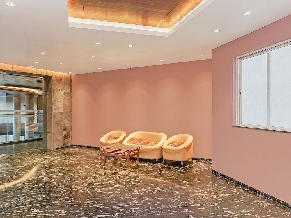 Hotel Niraali Executive 40/65