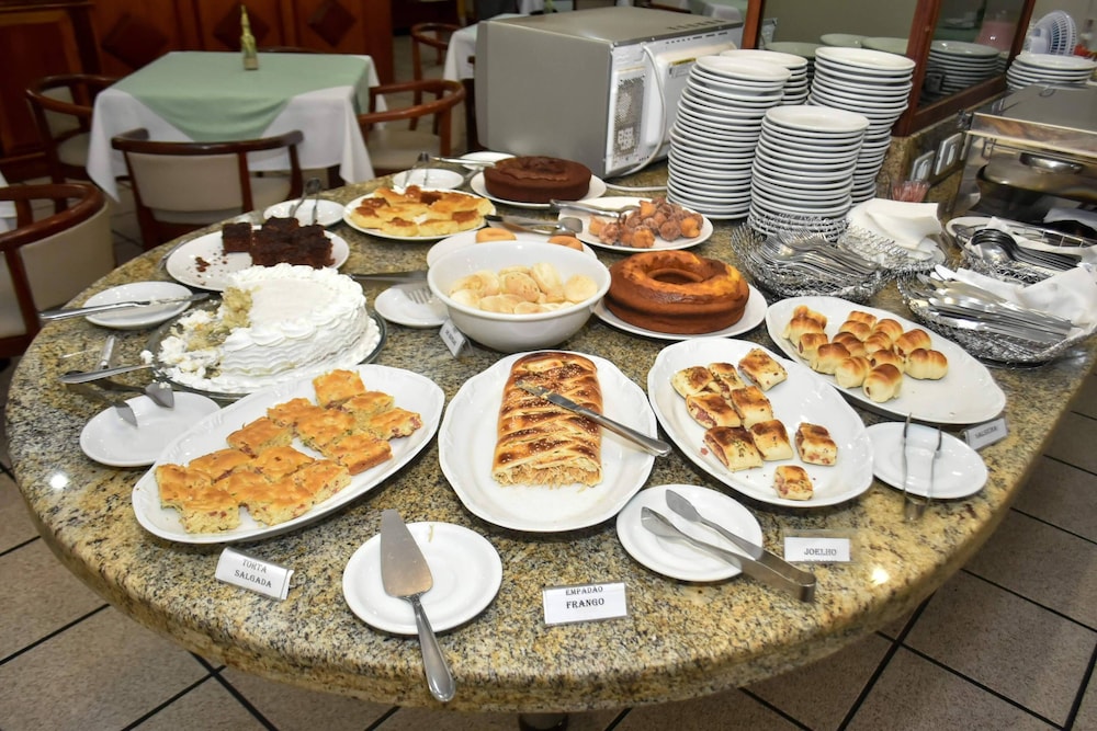 Map Hotel 33/44