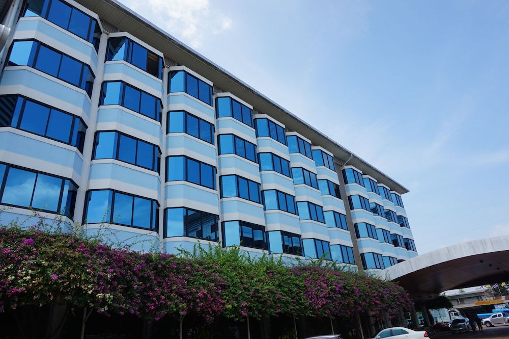 The Majestic Sakon Nakhon 4/100