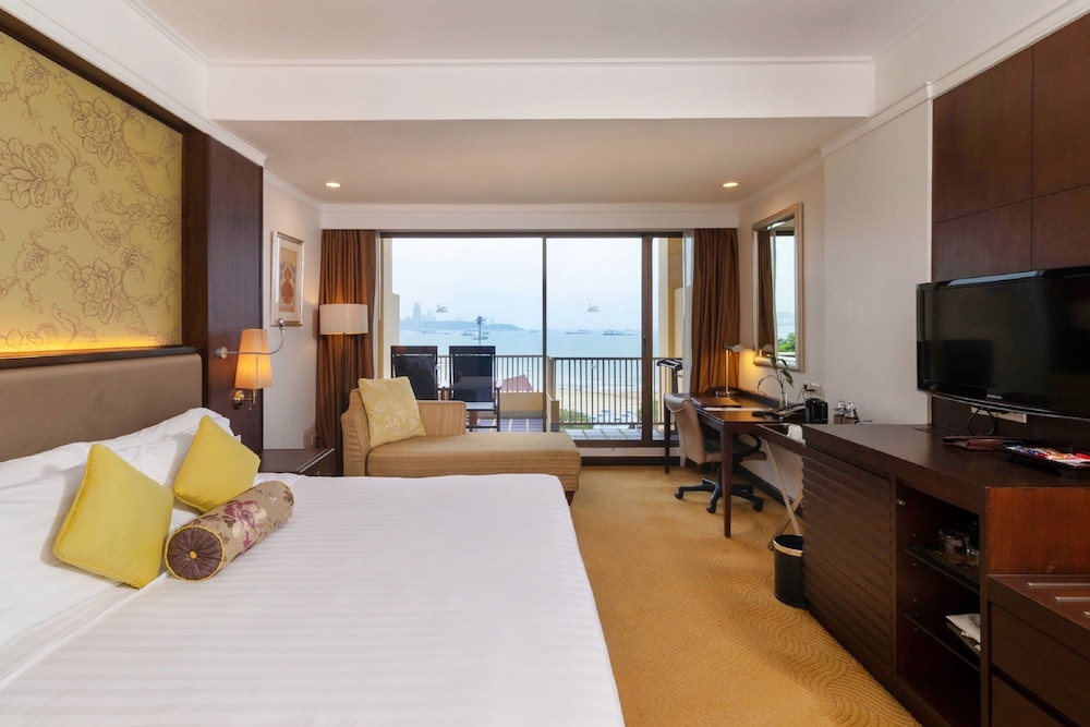 Dusit Thani Pattaya 13/50