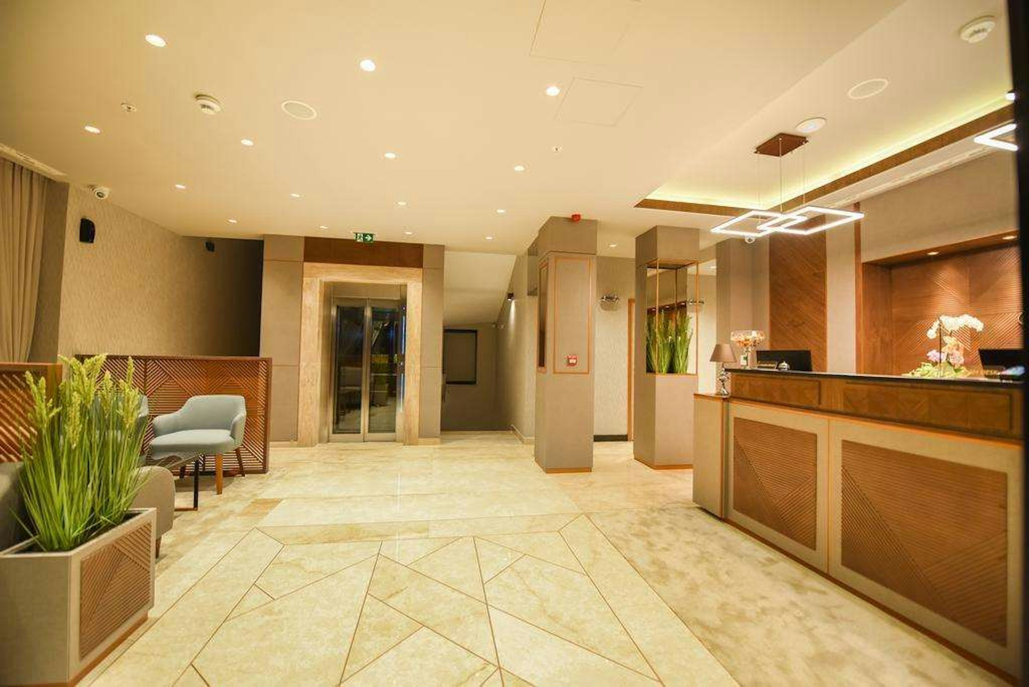 Lobby at Union Hotel Podgorica, PODGORICA