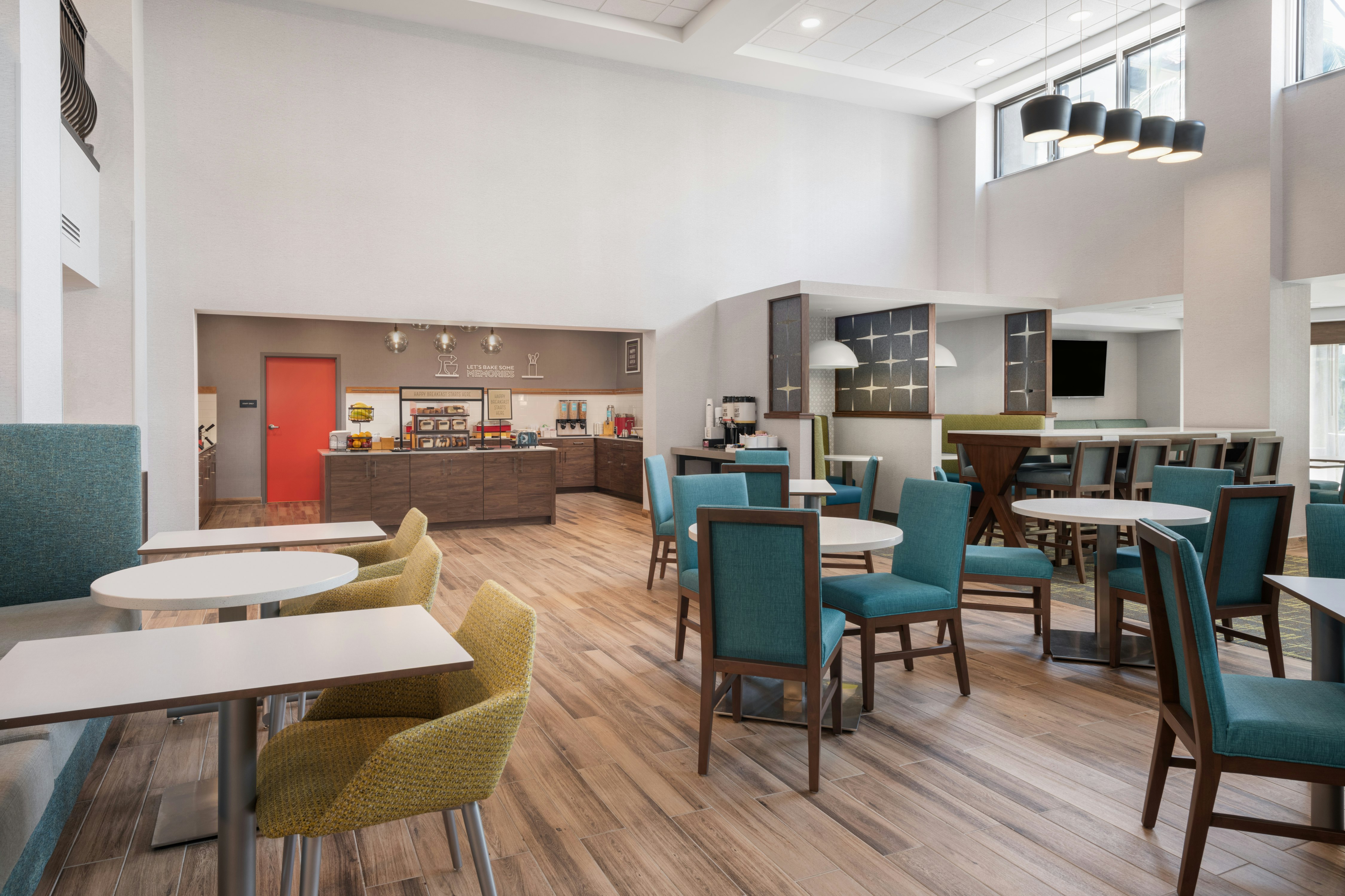 Hampton Inn & Suites Fort Myers Beach/Sanibel Gateway 8/13