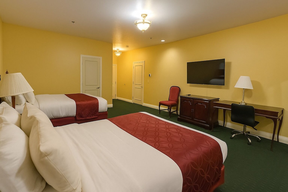 Carlyle Hotel 24/70