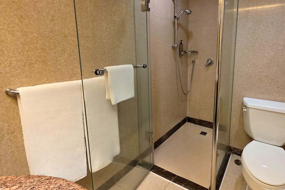 Harbour Plaza North Point 66/66