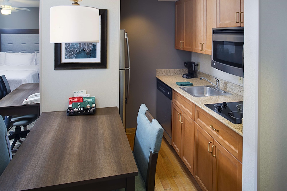 Homewood Suites by Hilton Cleveland Solon 25/63