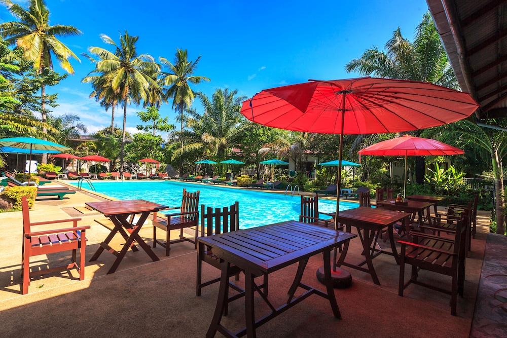 Lanta Klong Nin Beach Resort 6/70