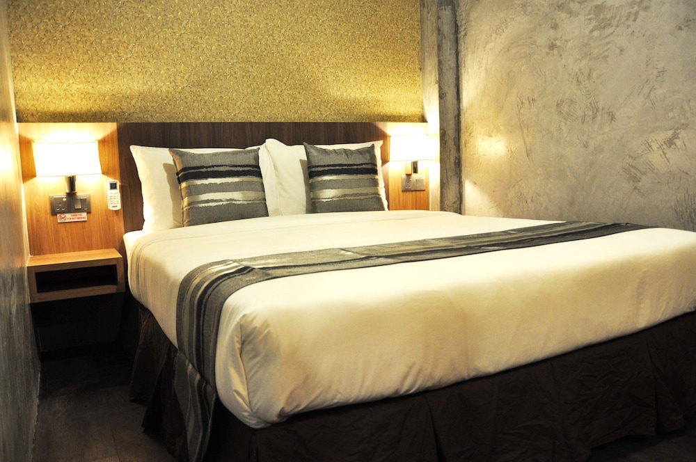 Valya Hotel 26/55