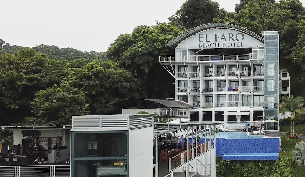 El Faro Beach Hotel 3/65