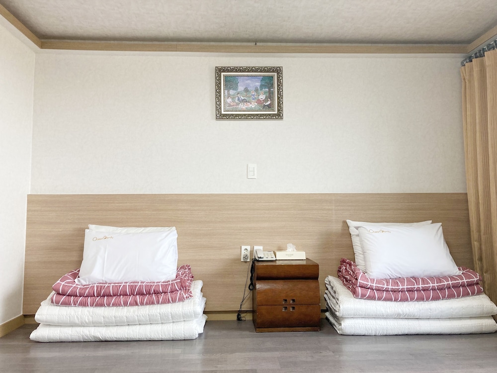 Jeju Ocean Family Hotel 18/75