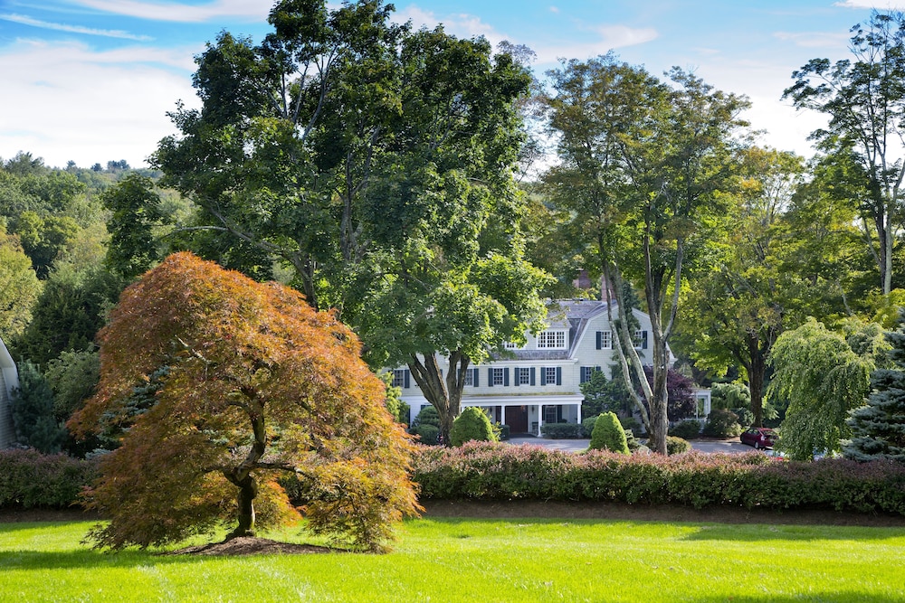 Mayflower Inn & Spa, Auberge Resorts Collection 63/70