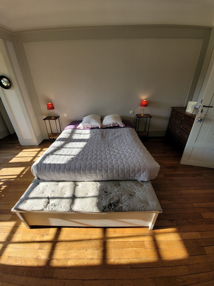 Manoir De Beaumarchais 7/34