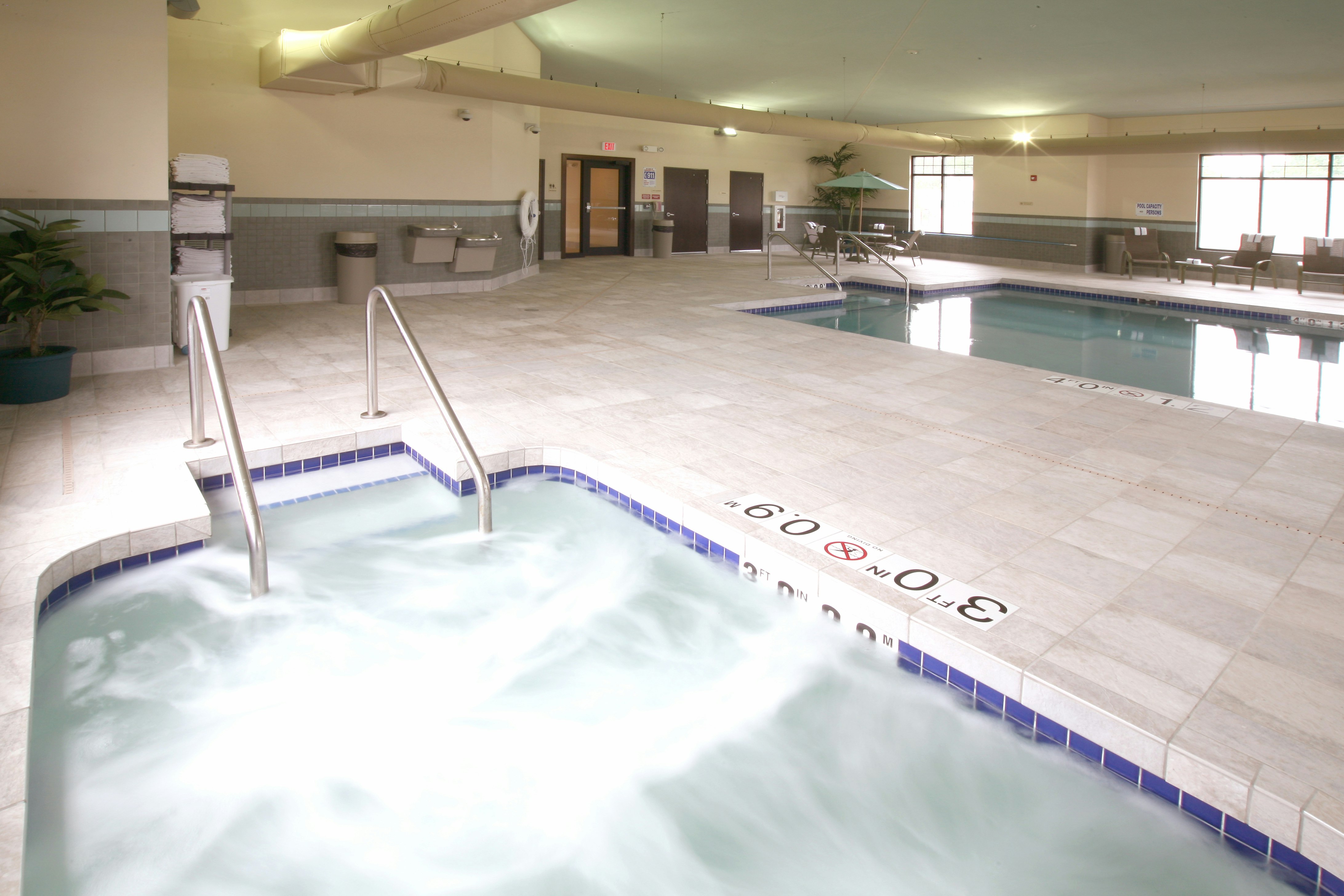 Holiday Inn Express Hotel And Suites Madison Verona 41/58
