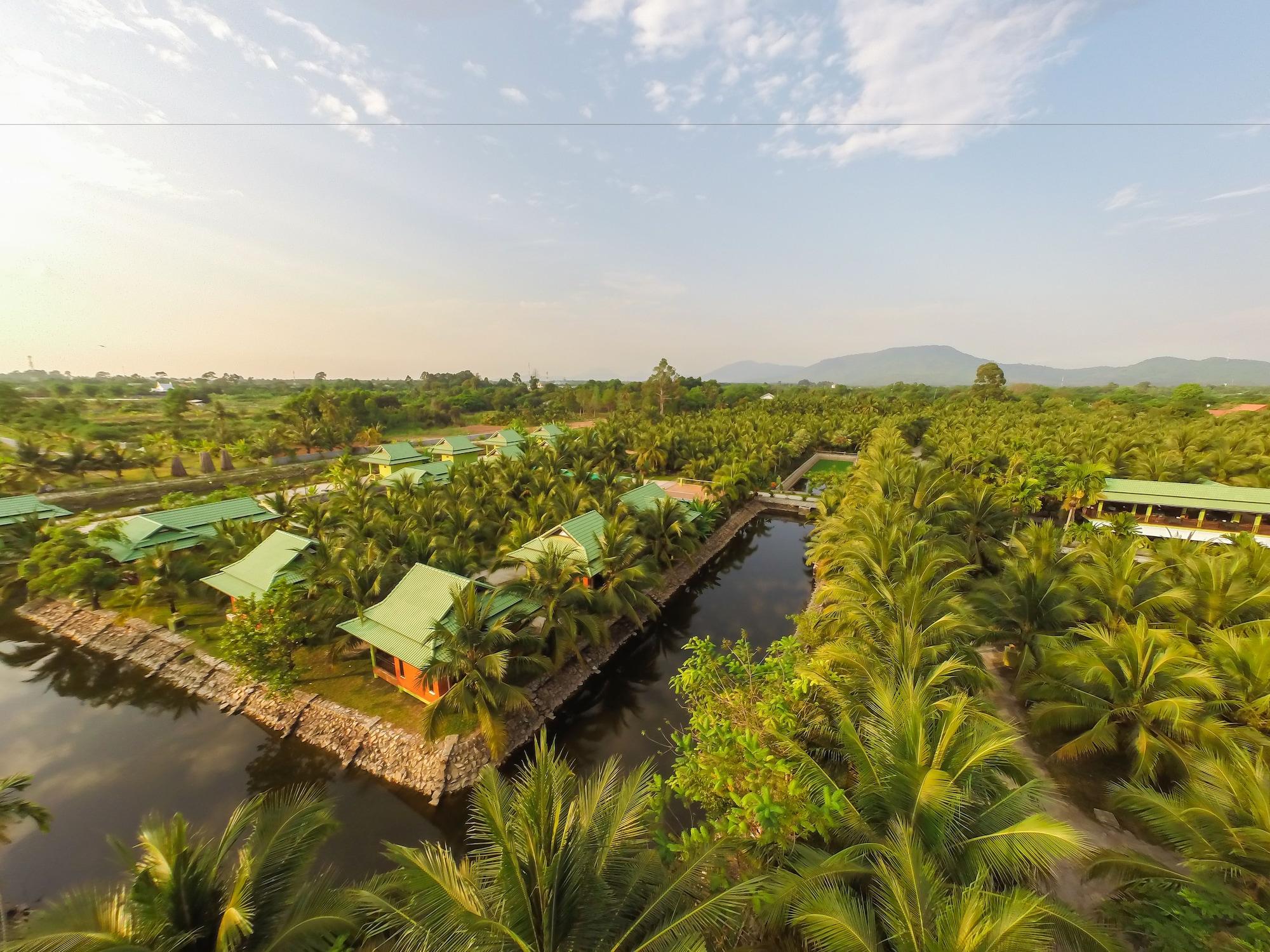 Coconut Resort 60/74