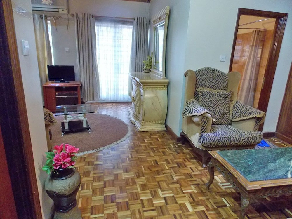 Hanan Guest House 12/39