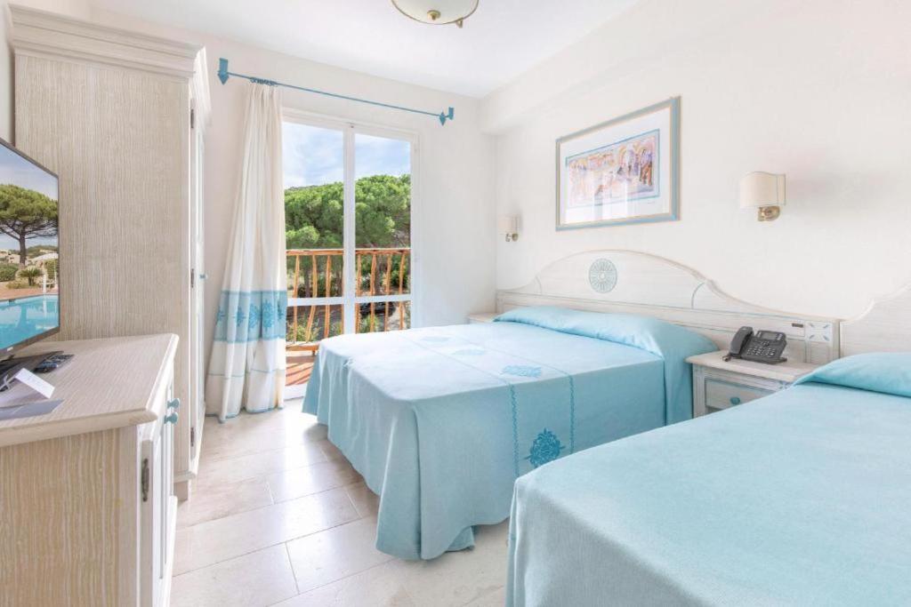 Room, Triple, Balcony