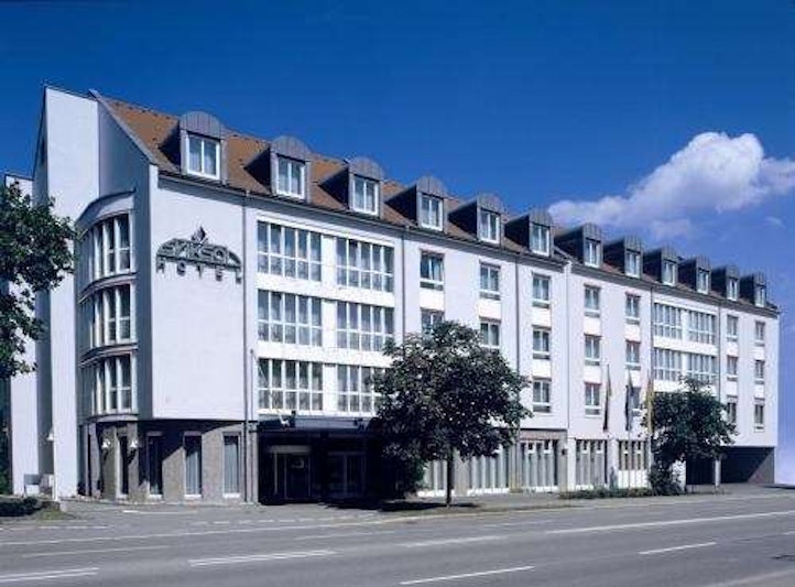 Erikson Hotel 2/43