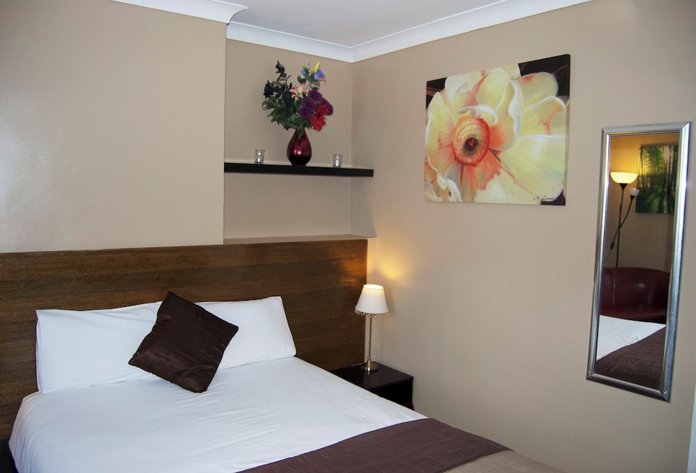 Villaggio Hotel & Restaurant 4/36