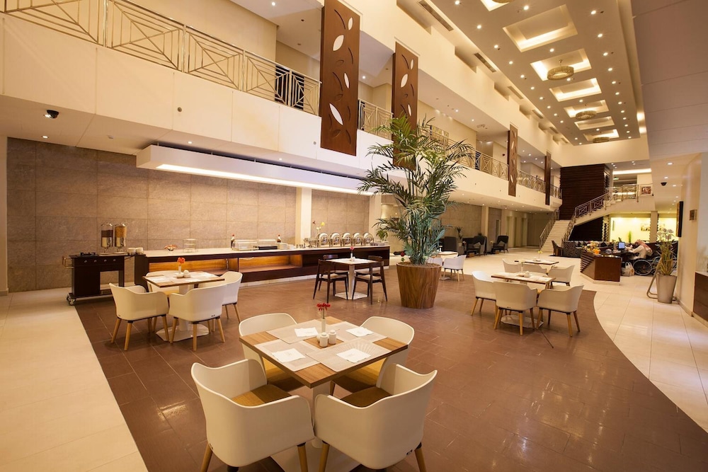 جراند لي لي(Grand Lily Hotel Suites) 38/46