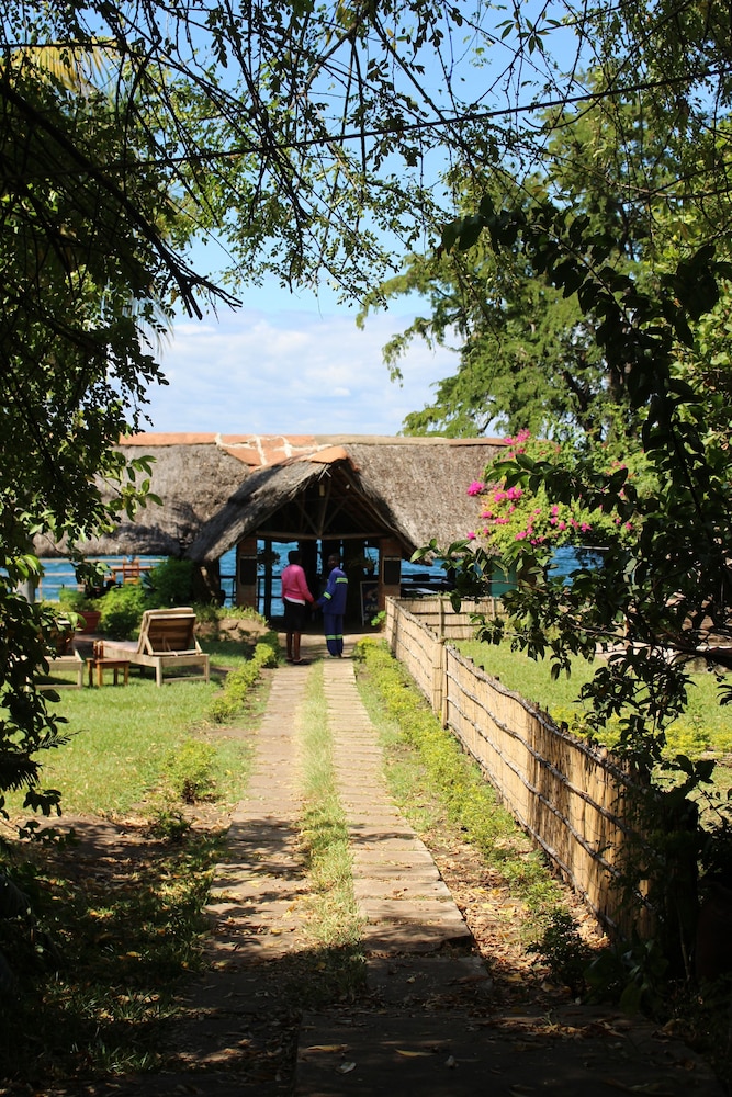 Nkhudzi Lodge 19/50