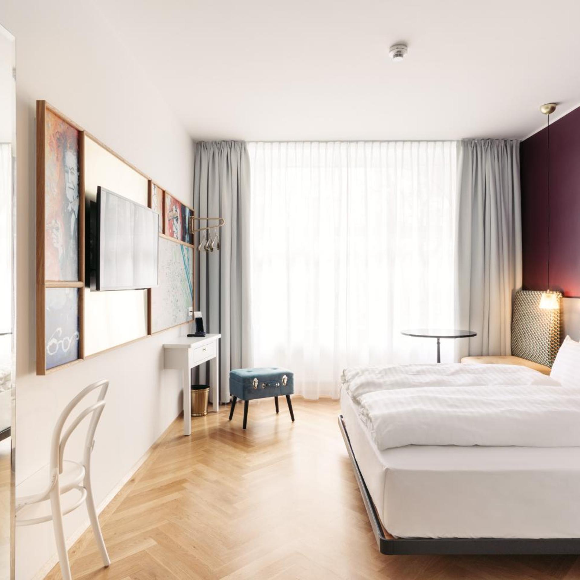 Smart, Atrium, Double Bed