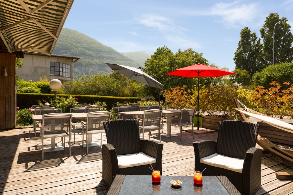 Hotel the Originals Porte de Geneve Annemasse Sud 48/54