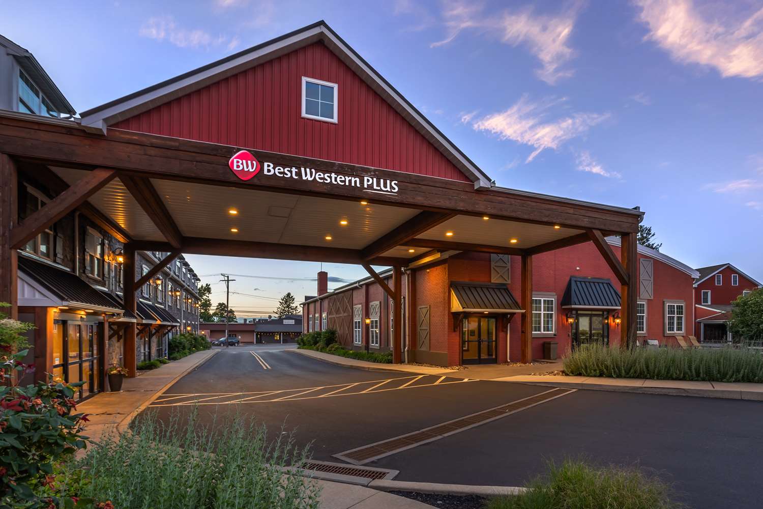 Best Western Plus Intercourse Village Inn & Suites in Gordonville - PA