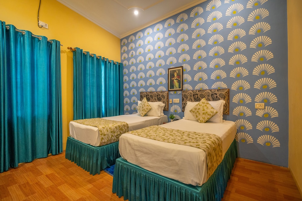 Tara Guest House 33/68