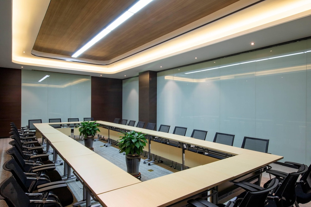Ramada by Wyndham Zhenjiang Dagang New District 40/42